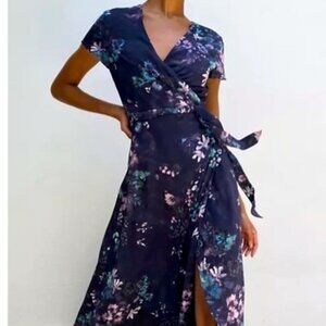 Aritzia Babaton Wrap Floral Maxi Dress Size XS